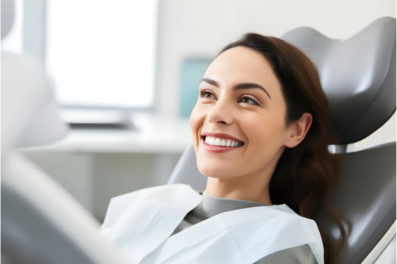 Dental Emergencies in Gulfport: When to See an Oral Surgeon vs. Your Dentist